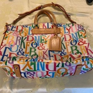 Dooney and bourke medium size bag